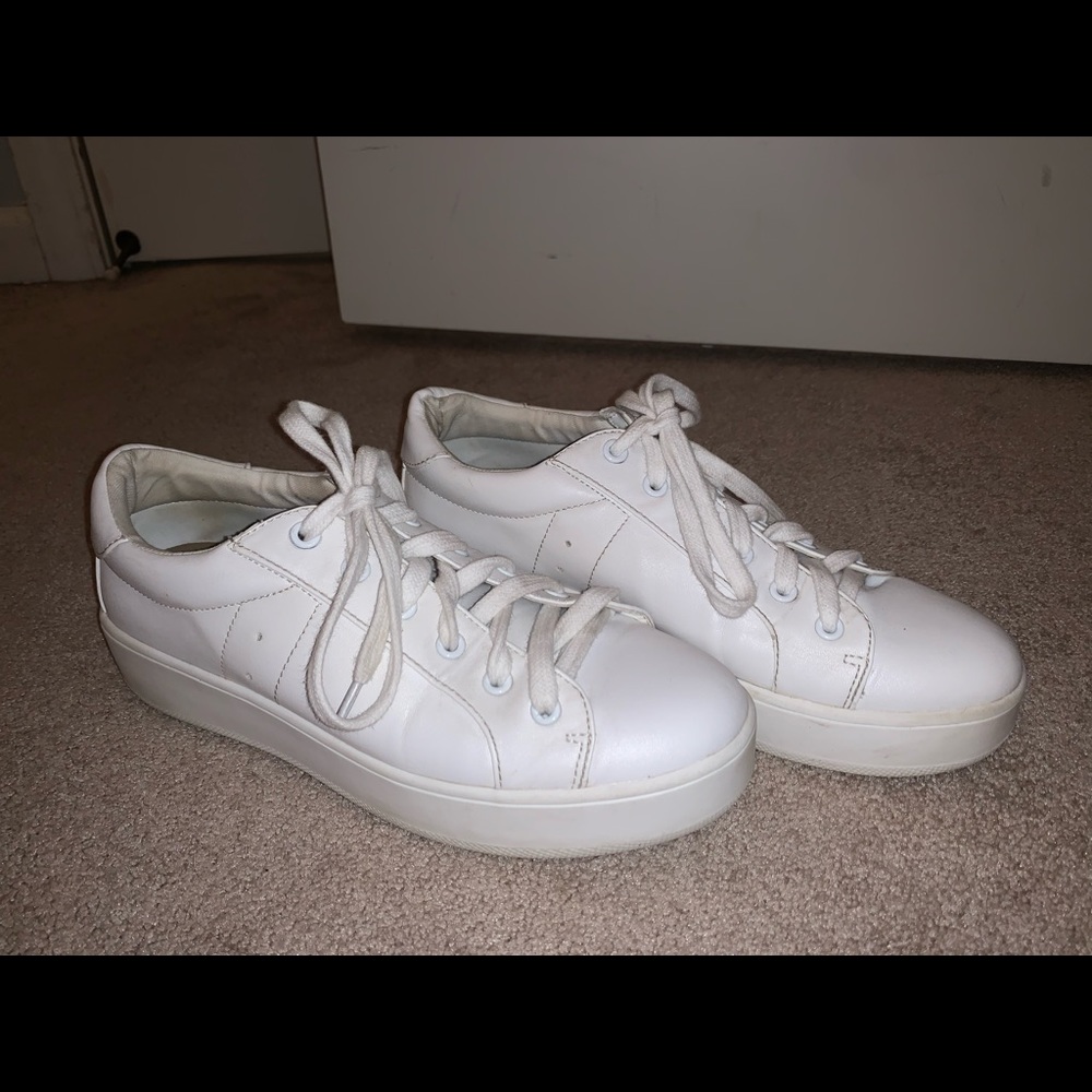 women’s steve madden sneakers size 9